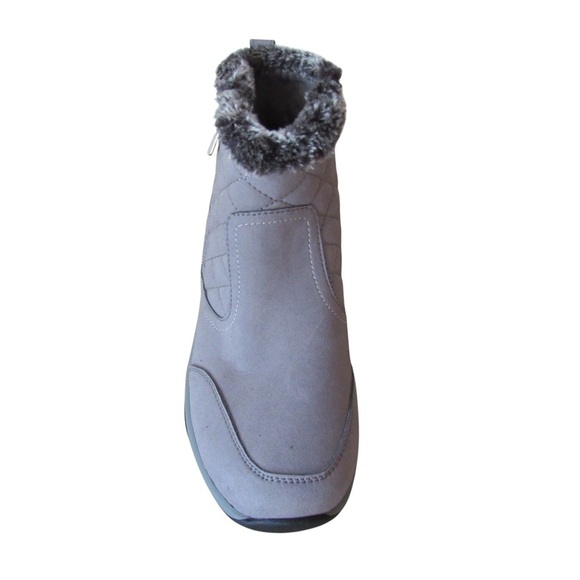 Easy Spirit Vance Ankle Boot Booties 9.5 Gray Quilted Side Zip Faux Fur Winter - Picture 3 of 11